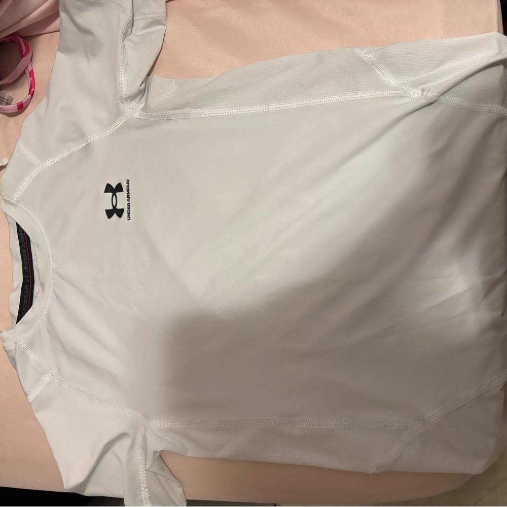 Under Armour White Short Sleeve Performance Tee